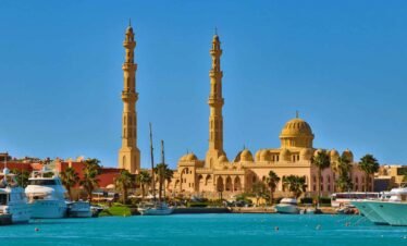 HH_Hurghada_shutterstock_1982082791-compressed